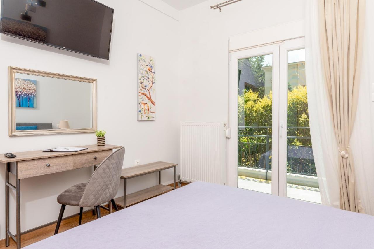 Cozy Corner - Central Stylish Apartment Волос Екстериор снимка