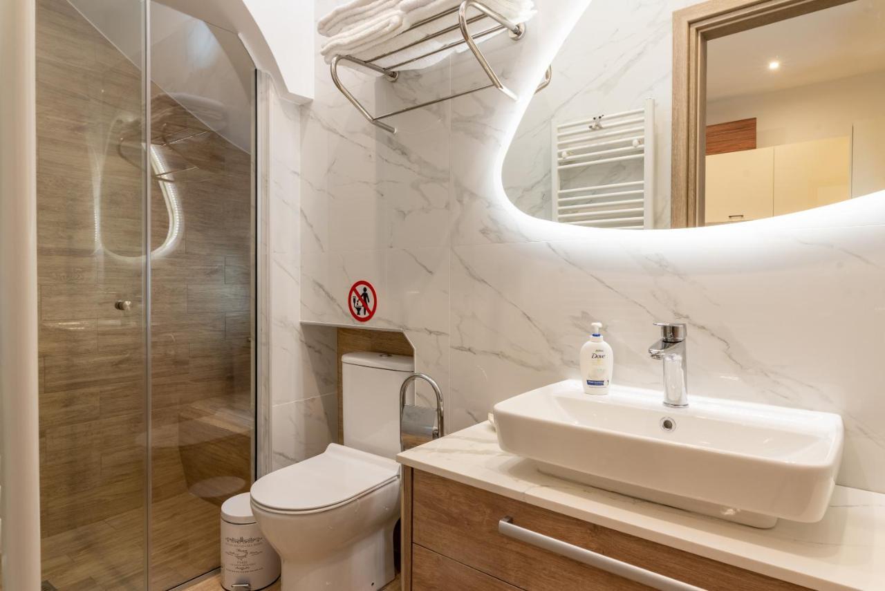 Cozy Corner - Central Stylish Apartment Волос Екстериор снимка